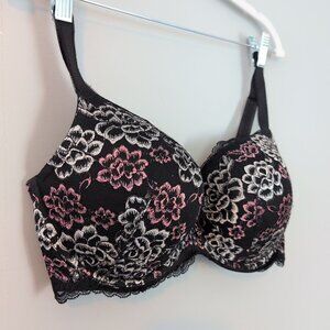 Torrid Plunge Bra. Black Pink White Lace. Size 38DD Bra
